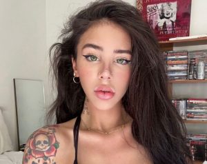 Analizziamo l'OnlyFans di Alex Mucci - Guadagna con OnlyFans